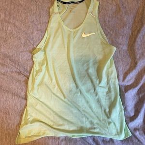 Nike neon M Running tank